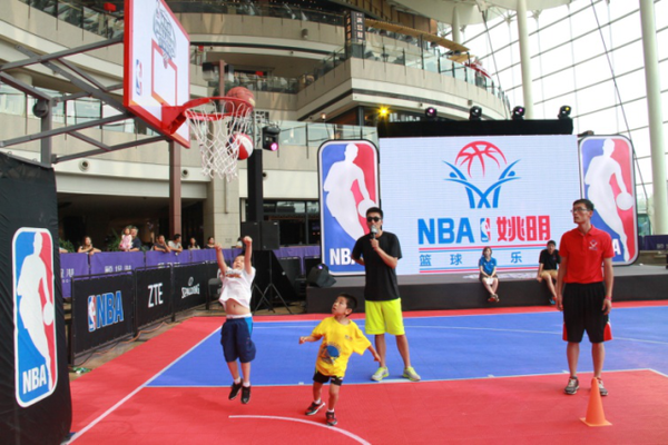 模锻固定式抱索器